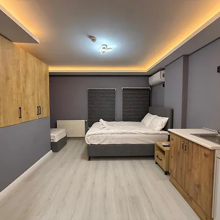 Atay Apart Otel *
