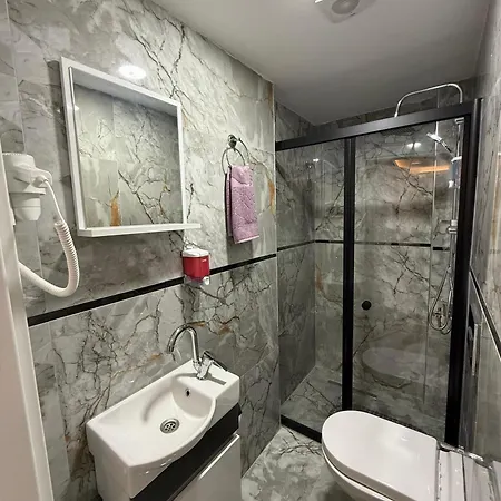 Atay Apartahotel *